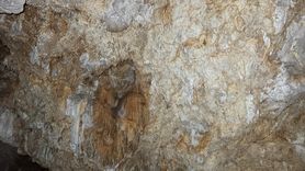 Adıyaman'da Yeni Bir Mağara Keşfedildi: İhtişamlı Sarkıt ve Dikitler