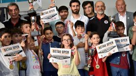 Bitlis'te Uluslararası Satranç Turnuvası Tamamlandı