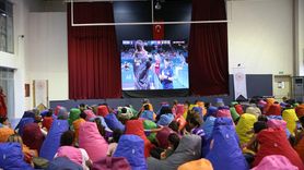 Öğrenciler Paralimpik Oyunlarını Dev Ekranda İzledi