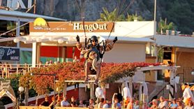 Muğla'da 24. Uluslararası Ölüdeniz Hava Oyunları Festivali Coşku ile Devam Ediyor