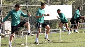 Sakaryaspor Hazırlıklarını Sürdürüyor: Mesut Bakkal'dan Açıklamalar