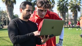 Adanasporlu İki Futbolcu AA'nın Oylamasına Katıldı