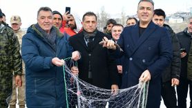 Çıldır Gölü'nde Buz Üzerinde Fotoğraf Sergisi