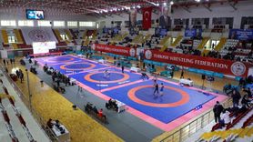 23 Yaş Altı Türkiye Güreş Şampiyonası Sivas'ta Başladı