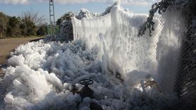 Mersin'de Soğuk Hava Su Deposunu Buzlandırdı