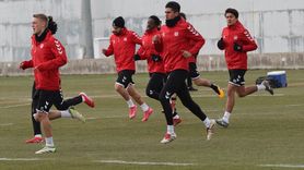 Sivasspor Teknik Direktörü Ömer Erdoğan'dan Kenetlenme Çağrısı