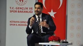 Taha Akgül Kütahya'da Öğrencilerle Buluştu