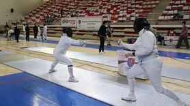 30 Yıl Aradan Sonra Eskrimde Altın Madalya