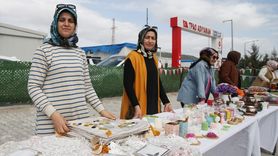 Adıyaman'da Depremzede Kadınlar El Emeği Ürünlerini Satışa Sundular