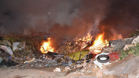 Antalya'da Atık Alanında Yangın Çıktı