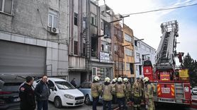 Bayrampaşa'daki Çorap İmalathanesinde Yangın Çıktı