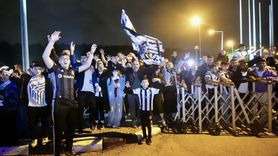 Beşiktaş Taraftarları, Galatasaray Zaferini Coşkuyla Kutladı