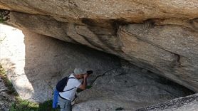 Beşparmak Dağları'nda 8 Bin Yıllık Kaya Resimleri Keşfedildi