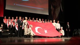 Bursa'da Şehitlikler Ziyaret Edildi ve Devlet Övünç Madalyası Töreni Yapıldı