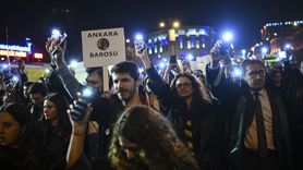 Cumhuriyet ve Hukuk Yürüyüşü Ankara'da Gerçekleştirildi