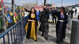 DEM Partisi Eş Genel Başkanları Nevruz Kutlamalarına Katıldı