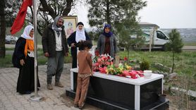 Diyarbakır'da Narin Güran'ın Mezarı Bayramda Ziyaret Edildi