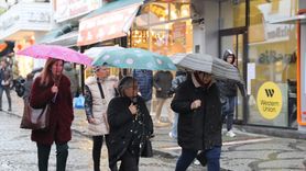 Edirne'de Sağanak Yağış Hayatı Olumsuz Etkiledi