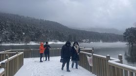 Gölcük Tabiat Parkı Mart Ayında Beyaz Bir Örtüyle Kaplandı