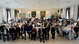 İstanbul Valisi Gül, Darülaceze'de Ramazan Bayramı Kutladı