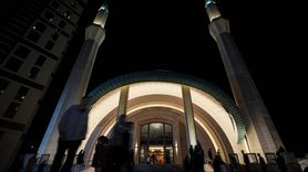 İzmir'de Kadir Gecesi Coşkuyla Kutlandı