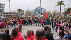 İzmir'de Üç Belediyede Grev Kararı Alındı