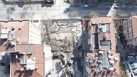 Konya'da 6 Katlı Binanın Yıkımı Sırasında Çökme Olayı