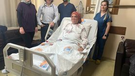 Mersin'de Kadın Hastadan 1 Kilo 120 Gram Guatr Kütlesi Alındı