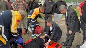 Milletvekili, Kaza Geçiren Yaşlı Kadına İlk Müdahaleyi Yaptı