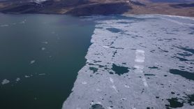 Nazik Gölü'nde Buzlar Kısmen Çözüldü