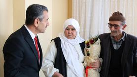 Şırnak Valisi Ekici, 52 Yıllık Evliliği Kutlayan Çifte Ziyarette Bulundu