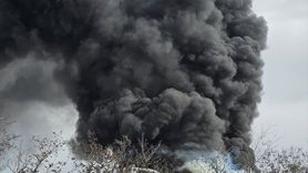 Sultanbeyli'de Yangın Alarmı: İtfaiye Ekipleri Olay Yerinde