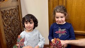 Türk Çocukları Ramazan'da Hacivat-Karagöz İle Eğlendi