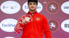 Türkiye'nin Güreş Başarısı: 23 Yaş Altı Avrupa Şampiyonası'nda 16 Madalya!