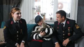 Yozgat'ta Jandarmadan Down Sendromlu Suna'ya Anlamlı Ziyaret