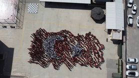 Antalya'da Öğrencilerden Renkli Türkiye Haritası Koreografisi