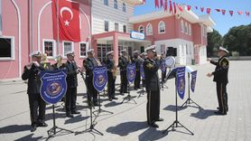 Biga'da 23 Nisan Coşkusu: Garnizon Bandosu Konser Verdi