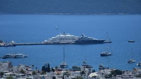 Bodrum'da Mega Yatlara Yakıt İkmal Süreci