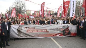 CHP Genel Başkanı Özgür Özel, Anıtkabir'e Yürüdü