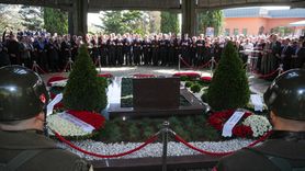 Cumhurbaşkanı Yardımcısı Yılmaz'dan Özal Anması