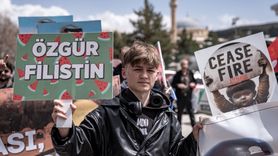 Erzurum'da Filistin ve Doğu Türkistan İçin Destek Yürüyüşü Düzenlendi