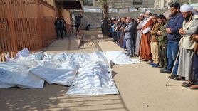 İsrail'in Gazze'ye Saldırısında 21 Filistinli Hayatını Kaybetti