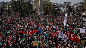 İstanbul'da Gazze İçin Protesto Yürüyüşü
