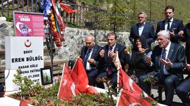 İYİ Parti Genel Başkanı Müsavat Dervişoğlu, Trabzon'da Anma Töreni Düzenledi