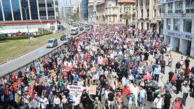 İzmir'de Filistin'e Destek Yürüyüşü Düzenlendi