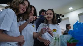 İzmir'de Öğrenciler Atıklarla Kantin Alışverişi Yapabilecek