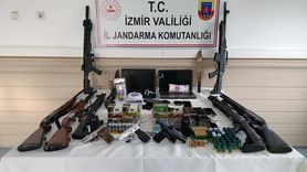 İzmir'de Silahlı Suç Örgütüne Baskın: 6 Gözaltı