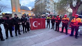 Konya'da Polisi Sürpriz Kutlama Bekliyordu