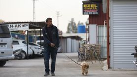 Köpeği 'Fındık'la Deprem Sonrası Hayata Dönen Esnaf