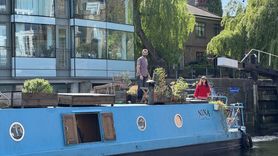 Londra'nın Kanal Botlarında Yaşam: Modern Göçebeler İhtiyaçları ile Baş Ediyor